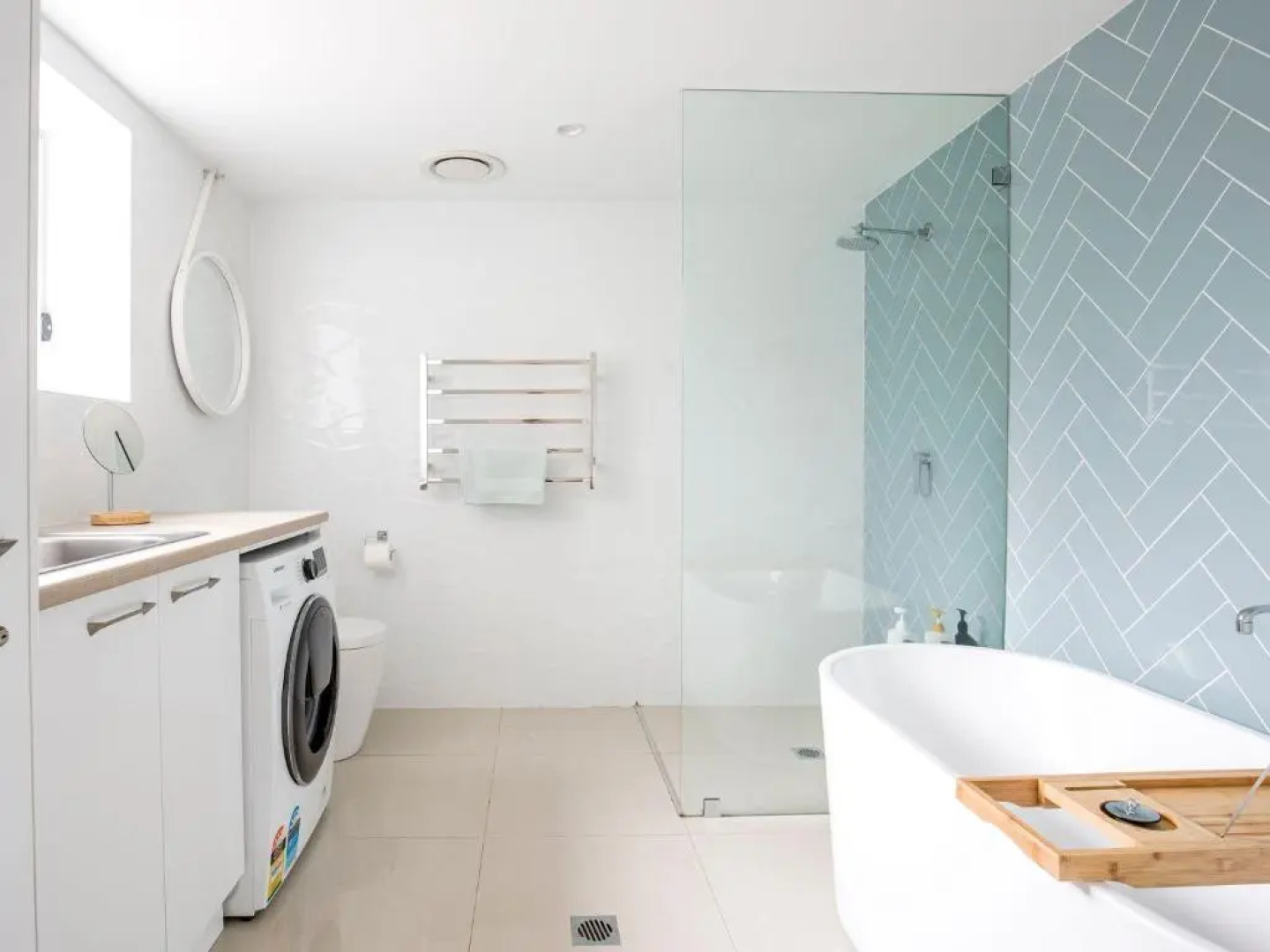 Swell - Pet Friendly - 2 Mins Walk to Beach