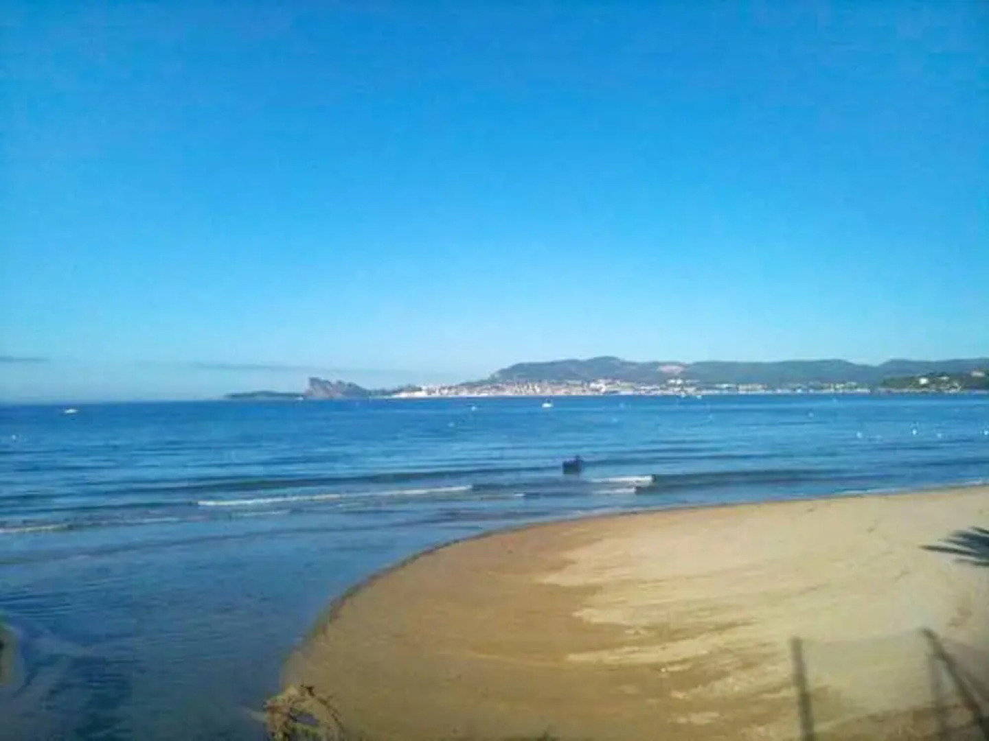 Apartment With 2 Bedrooms in Saint-cyr-sur-mer, With Enclosed Garden a