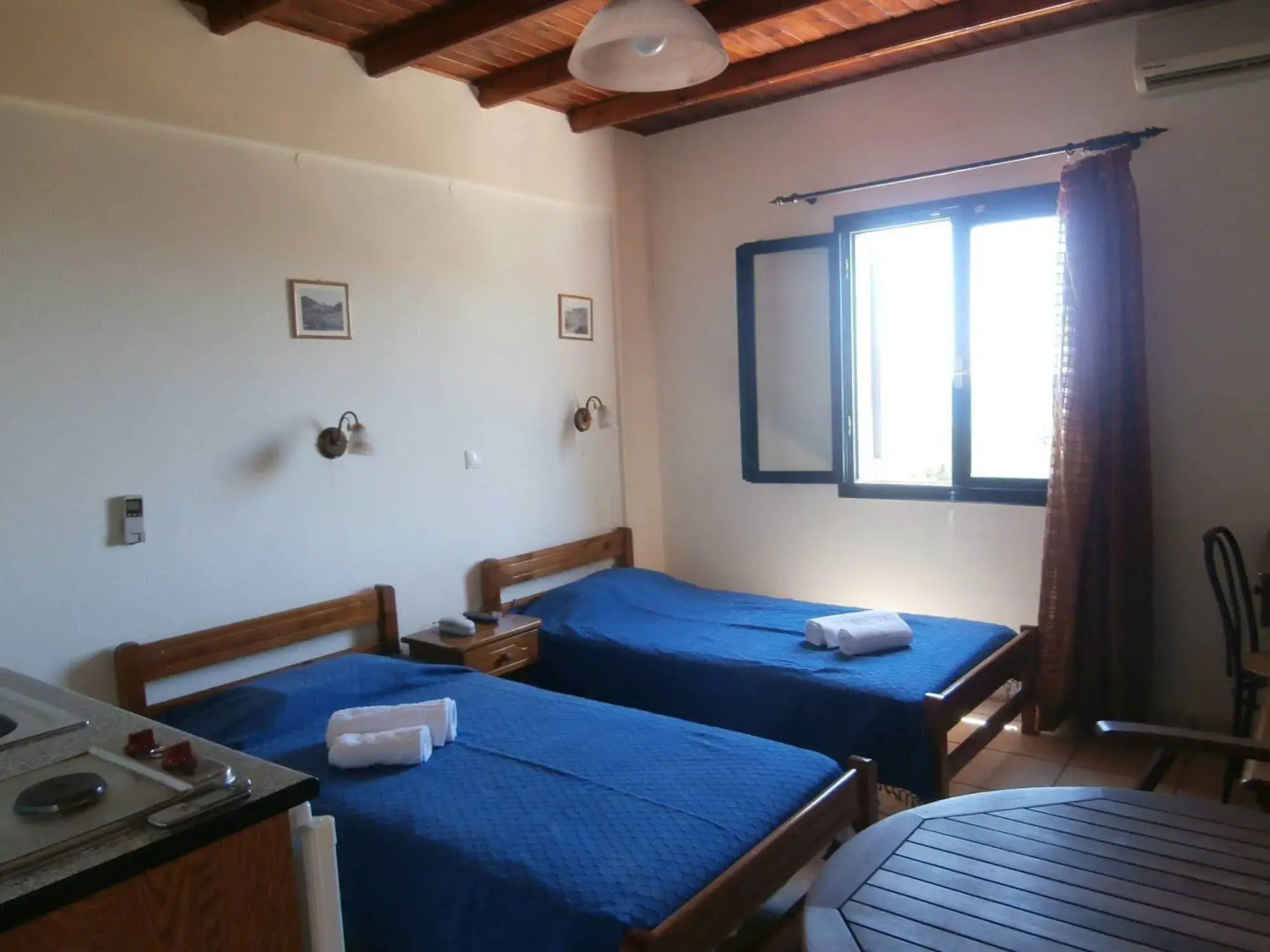 Glafki Studios & Apartments