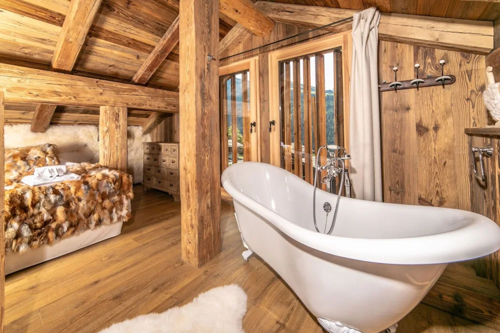 Kashmyre Chalet Luxe Chauffeur Sauna