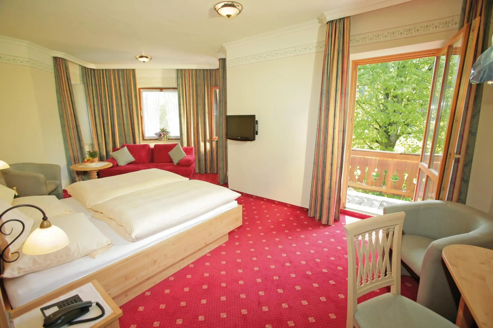 Postgasthof Hotel Rote-Wand