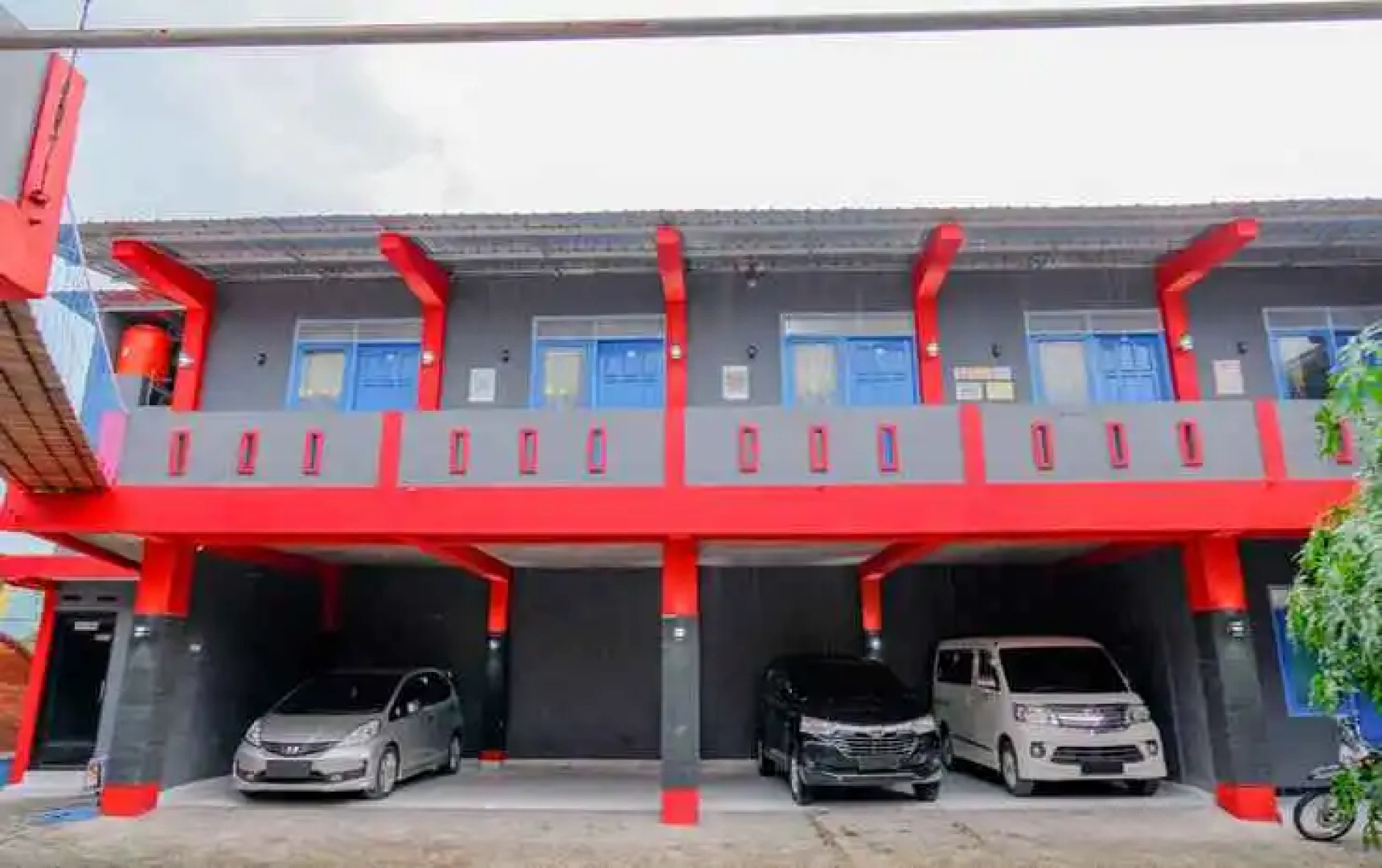 OYO Life 2615 Menik Jaya Margobawero