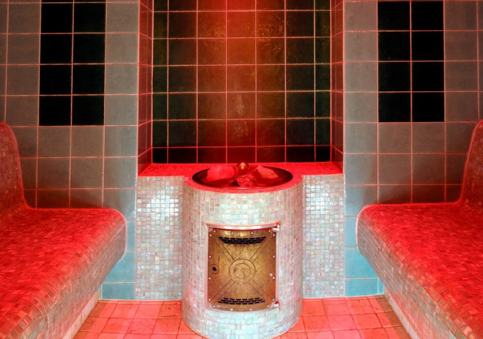 Hotel Lenzerhorn – Alpine Stay, Spa & Savour