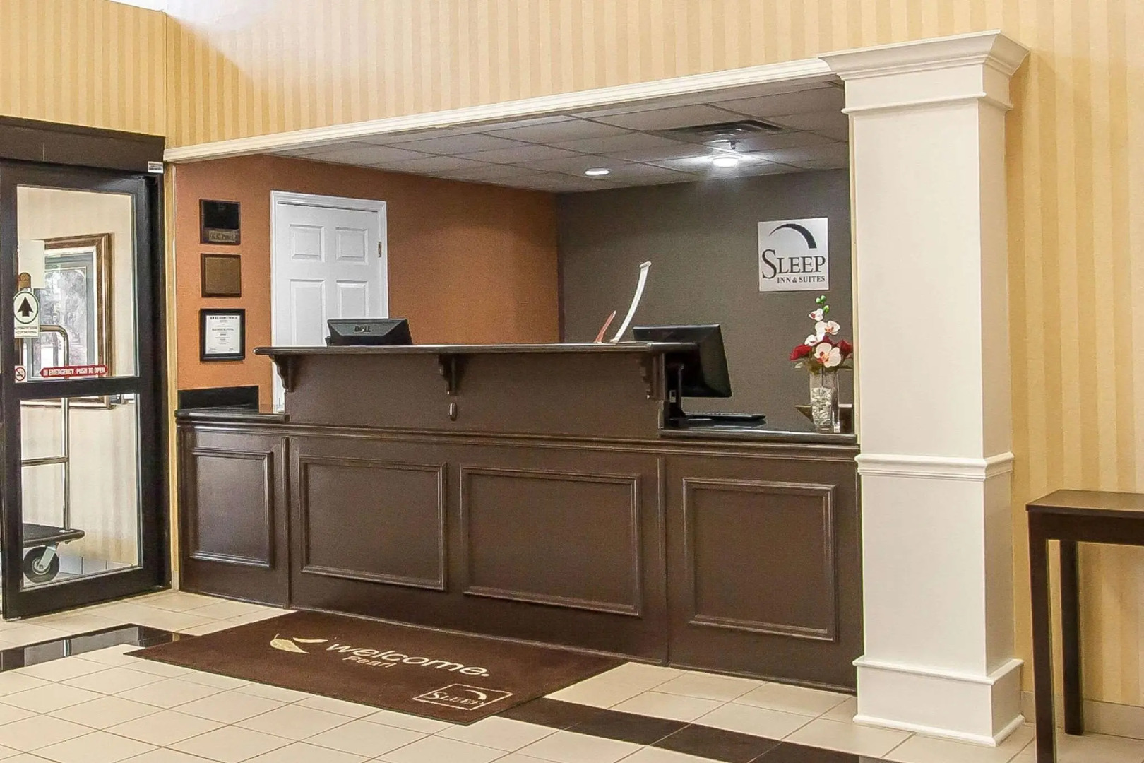 Sleep Inn & Suites Airport