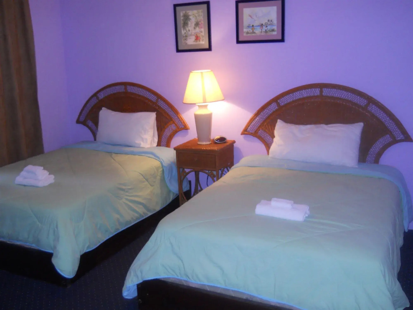 Coral Harbour Beach House And Villas