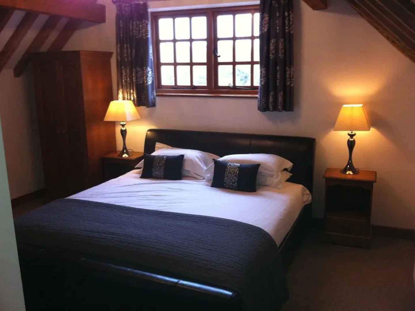 The Bull On The Green