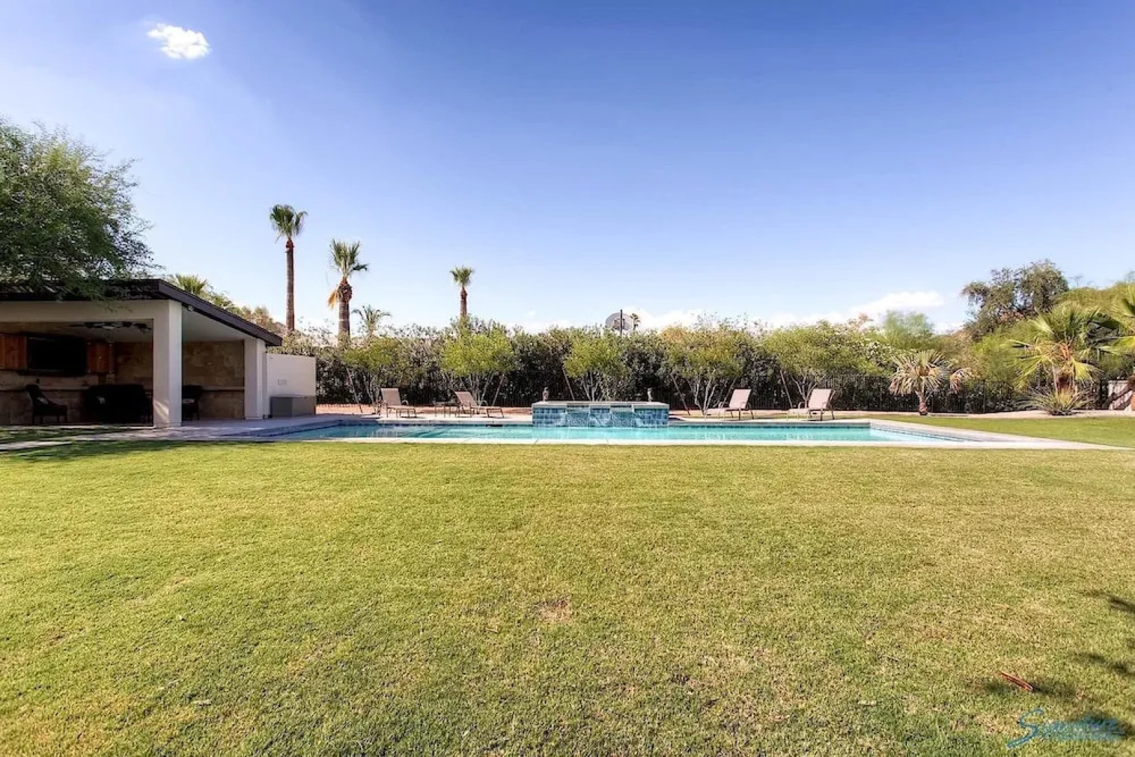 Bella Lincoln Estate Signature Vacation Rentals