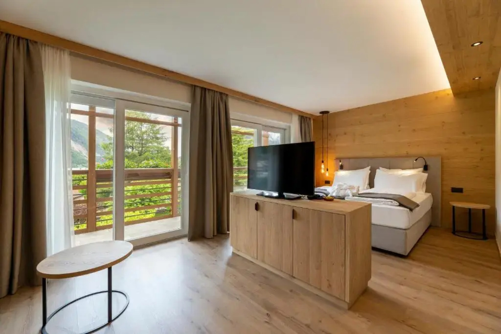 Lido Hotel & Apartments