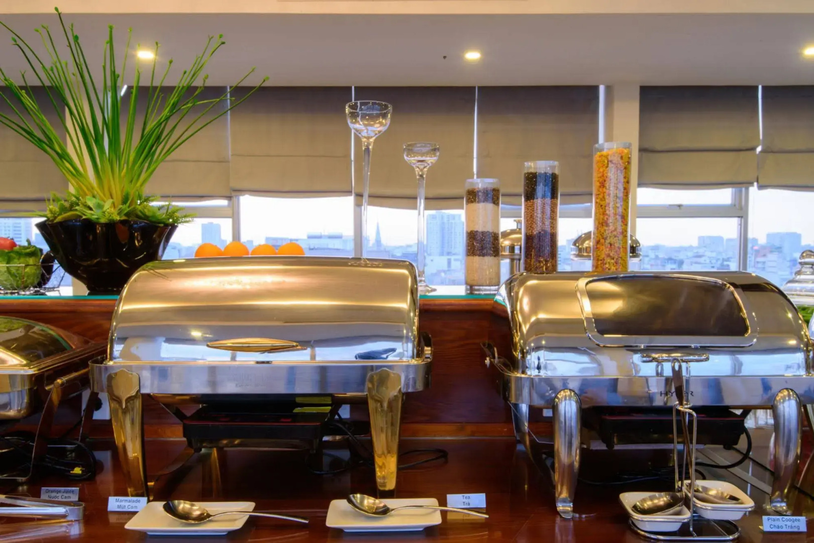 Central Park Saigon Hotel