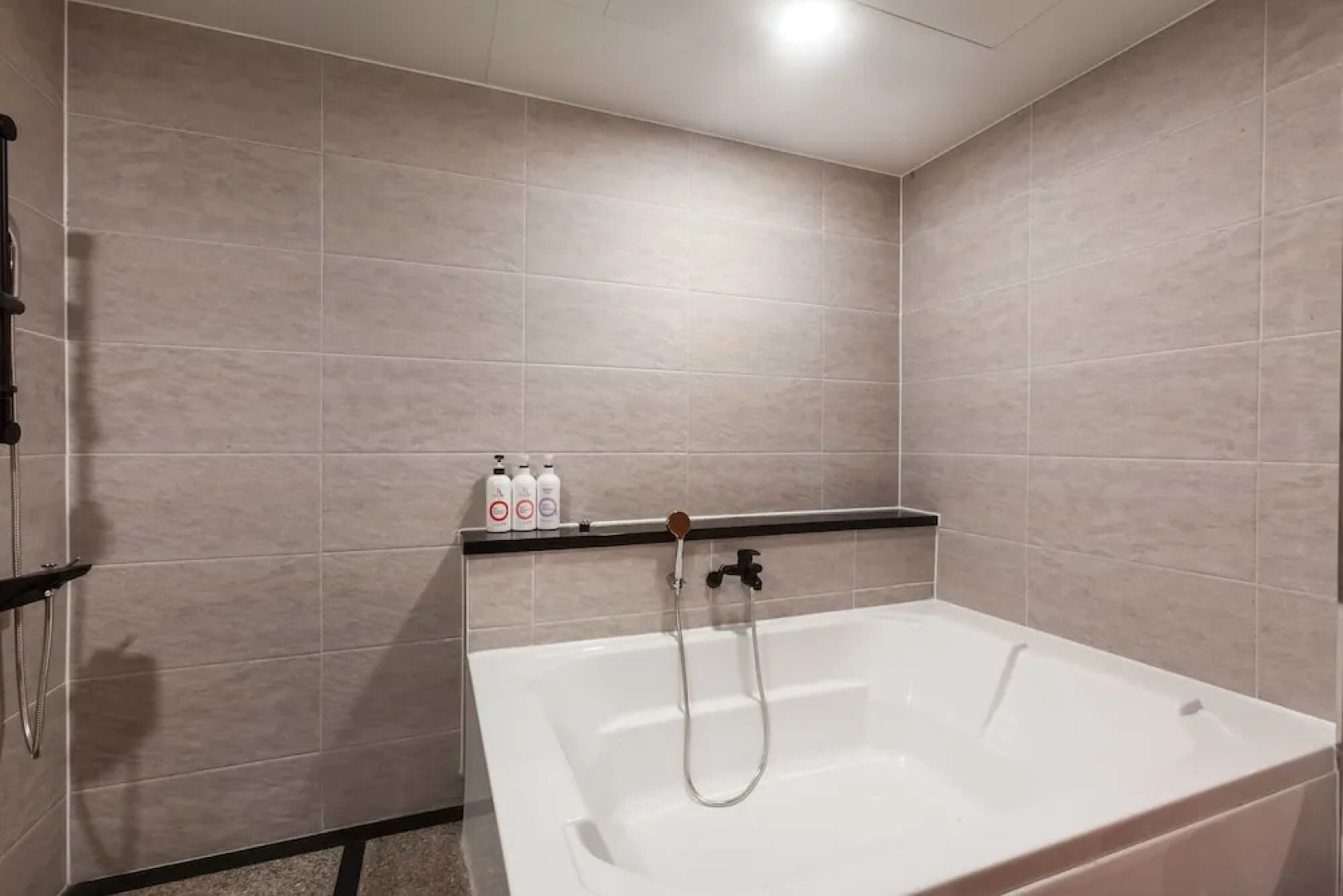 Hotel Bath