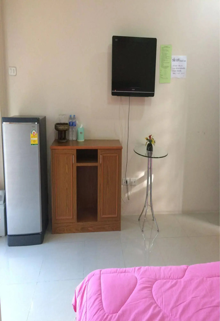 Phrom Phring Place Service Apartment