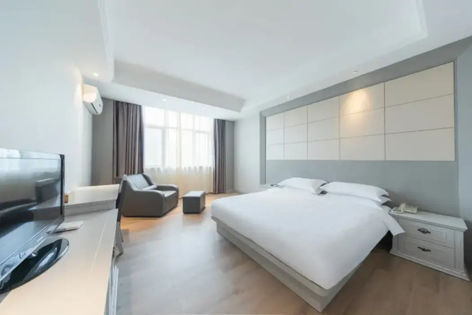 Zhoushan New Town Kaiyuan Yiju Hotel