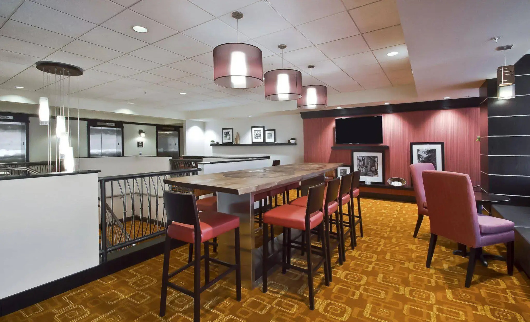 Hampton Inn & Suites Columbus-Downtown