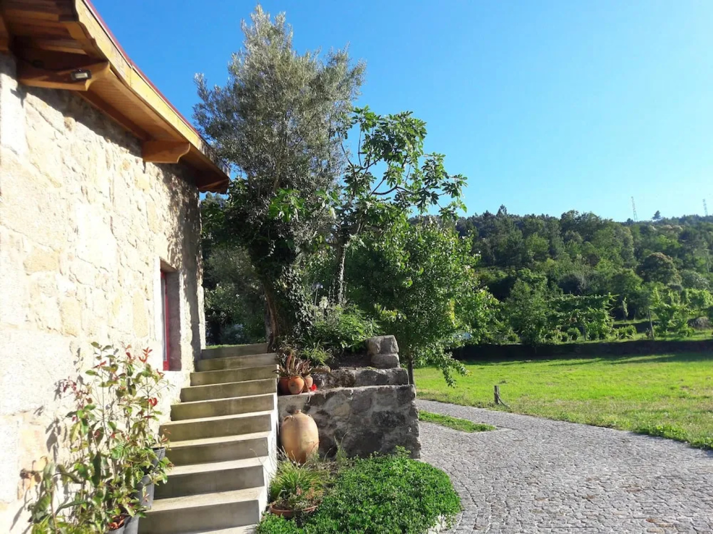 Villa with 8 Bedrooms in Póvoa de Lanhoso, with Wonderful Mountain View, Private Pool And Enclosed Garden - 35 Km From the Beach