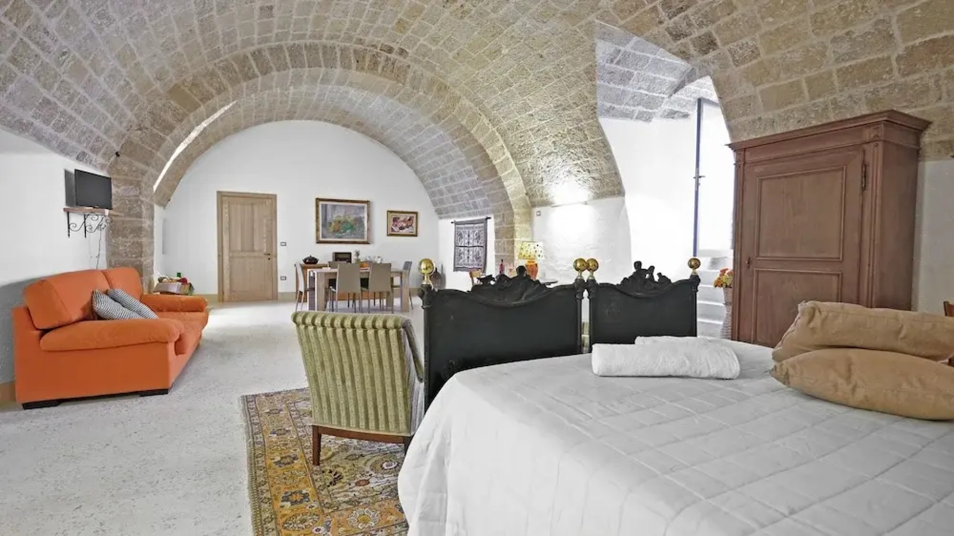 Castello Risolo Specchia