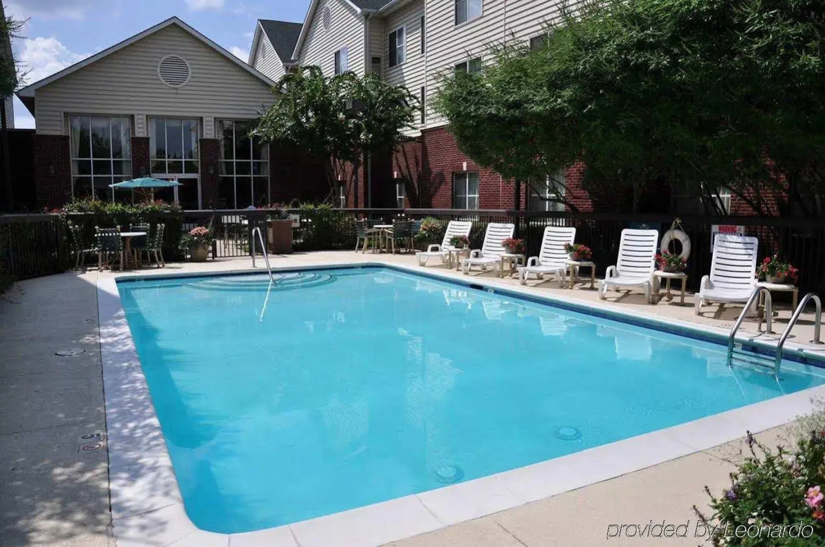 Homewood Suites by Hilton Charlotte Airport