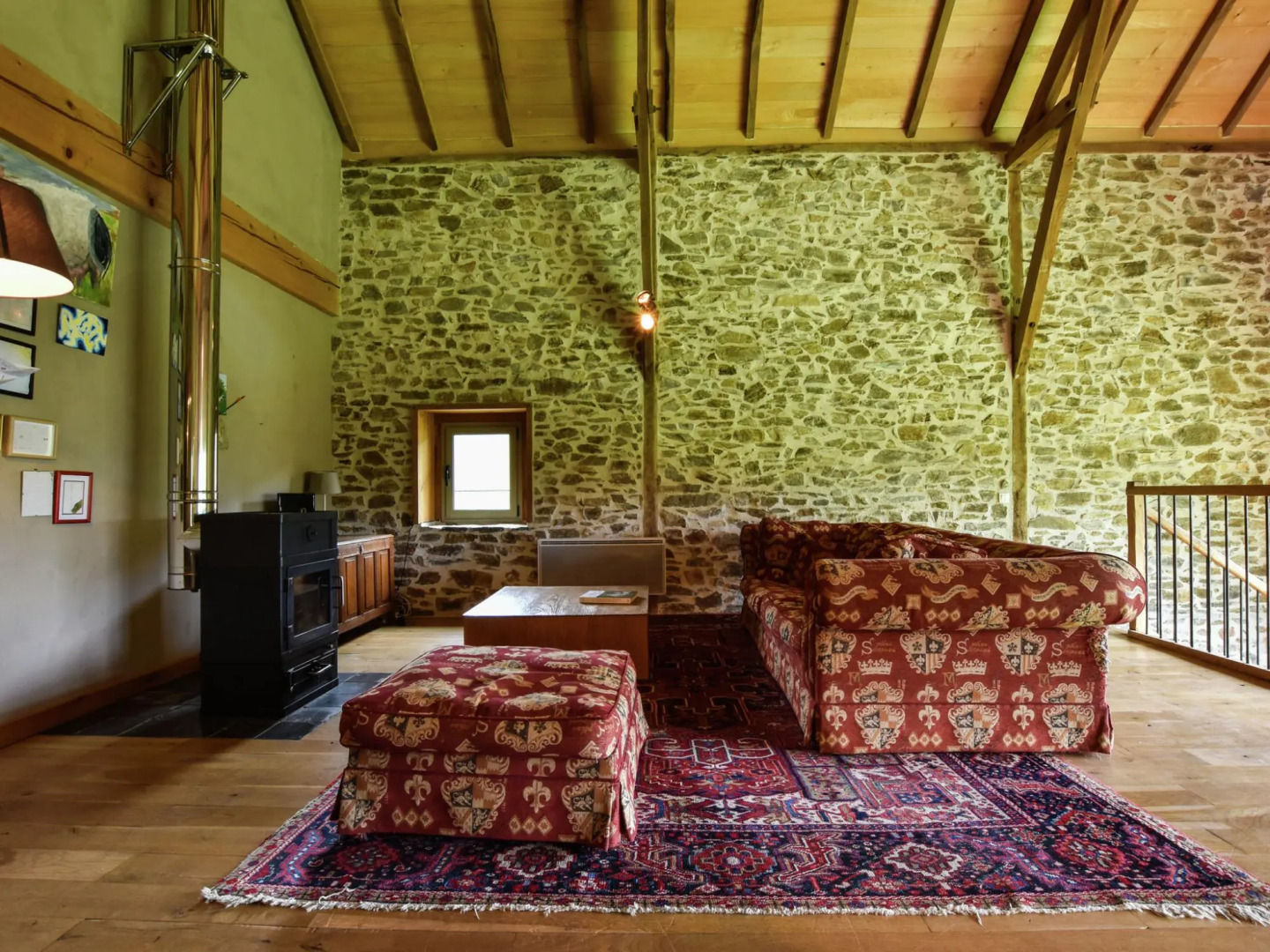 Lovely Farmhouse with Private Swimming Pool in Terrou