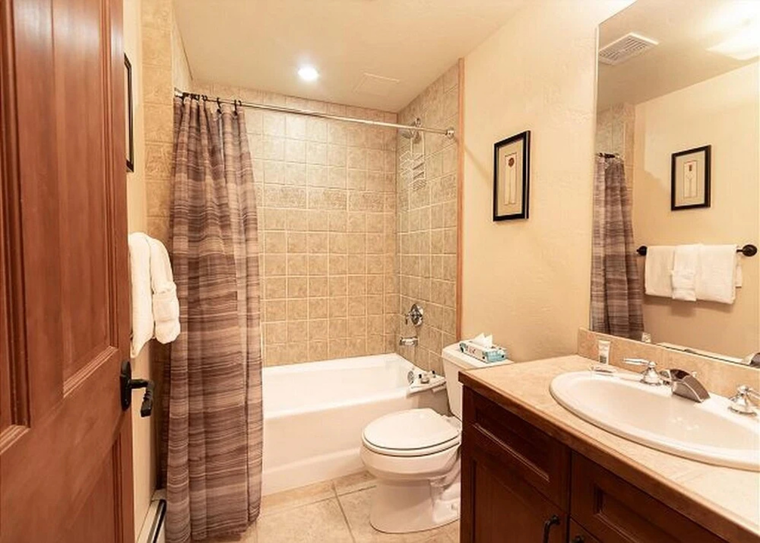 Oro Grande by Summit County Mountain Retreats