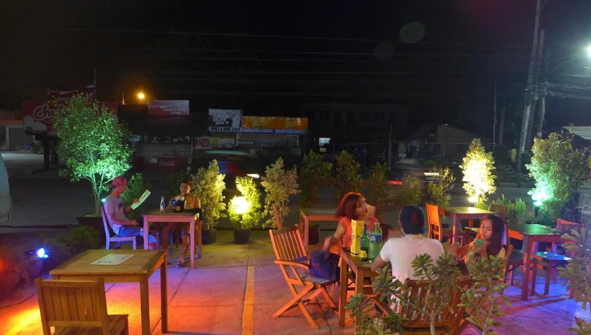 Rozen Suites Paradise