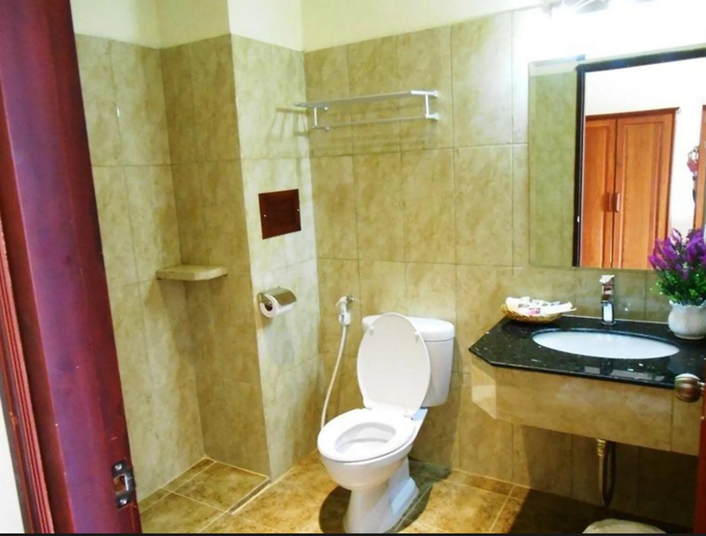 Phonethip Plaza Hotel