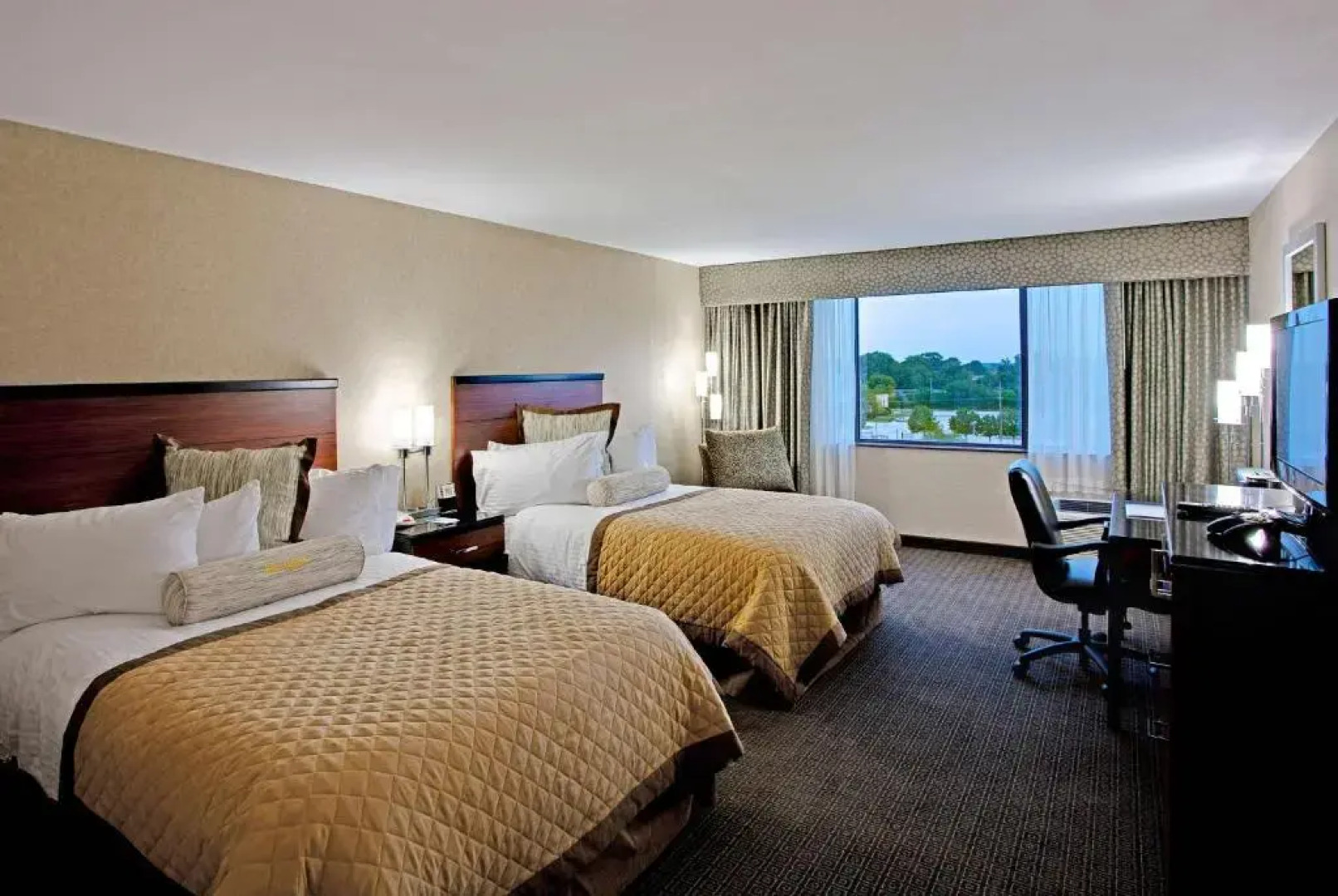 Holiday Inn Philadelphia Airport