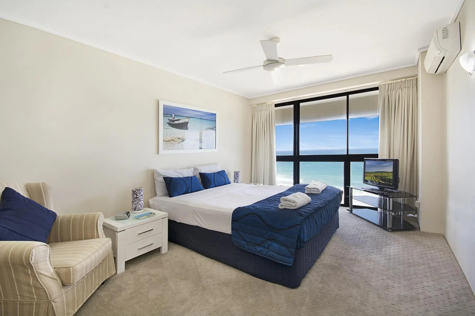 Clubb Coolum Beach Resort