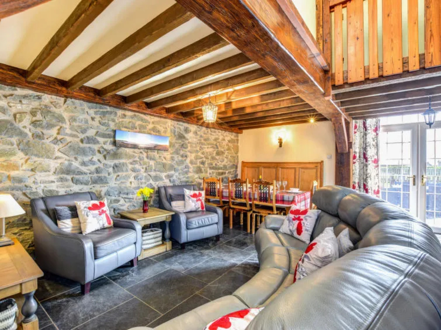 Holiday Home Sgubor y Rhyd