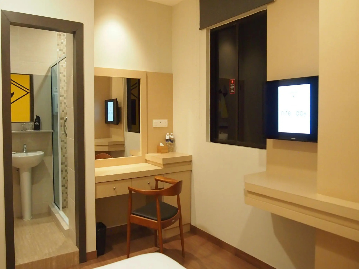 Nite and Day Laguna - Bintan