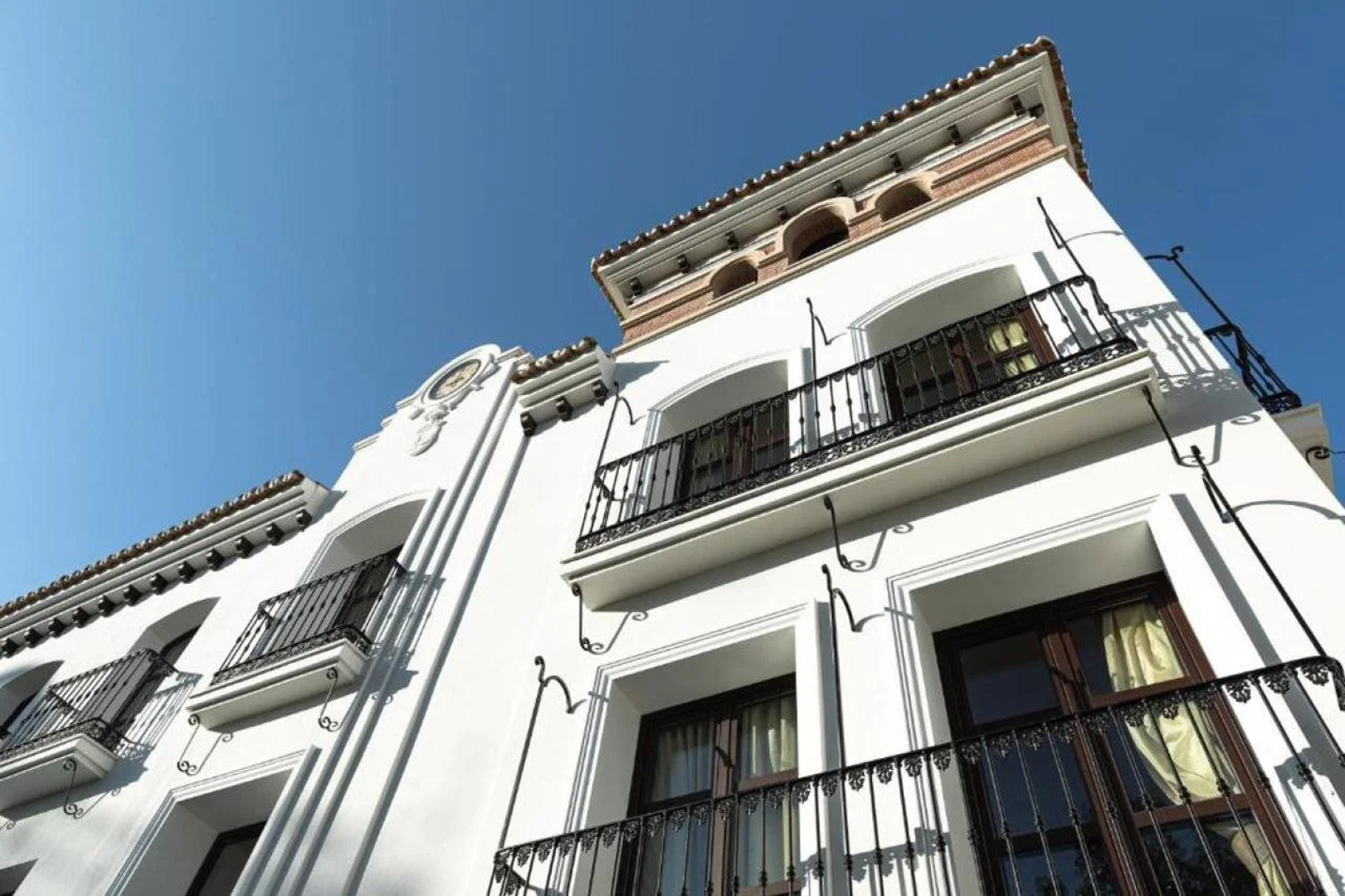 Отель Silken El Pilar Andalucia