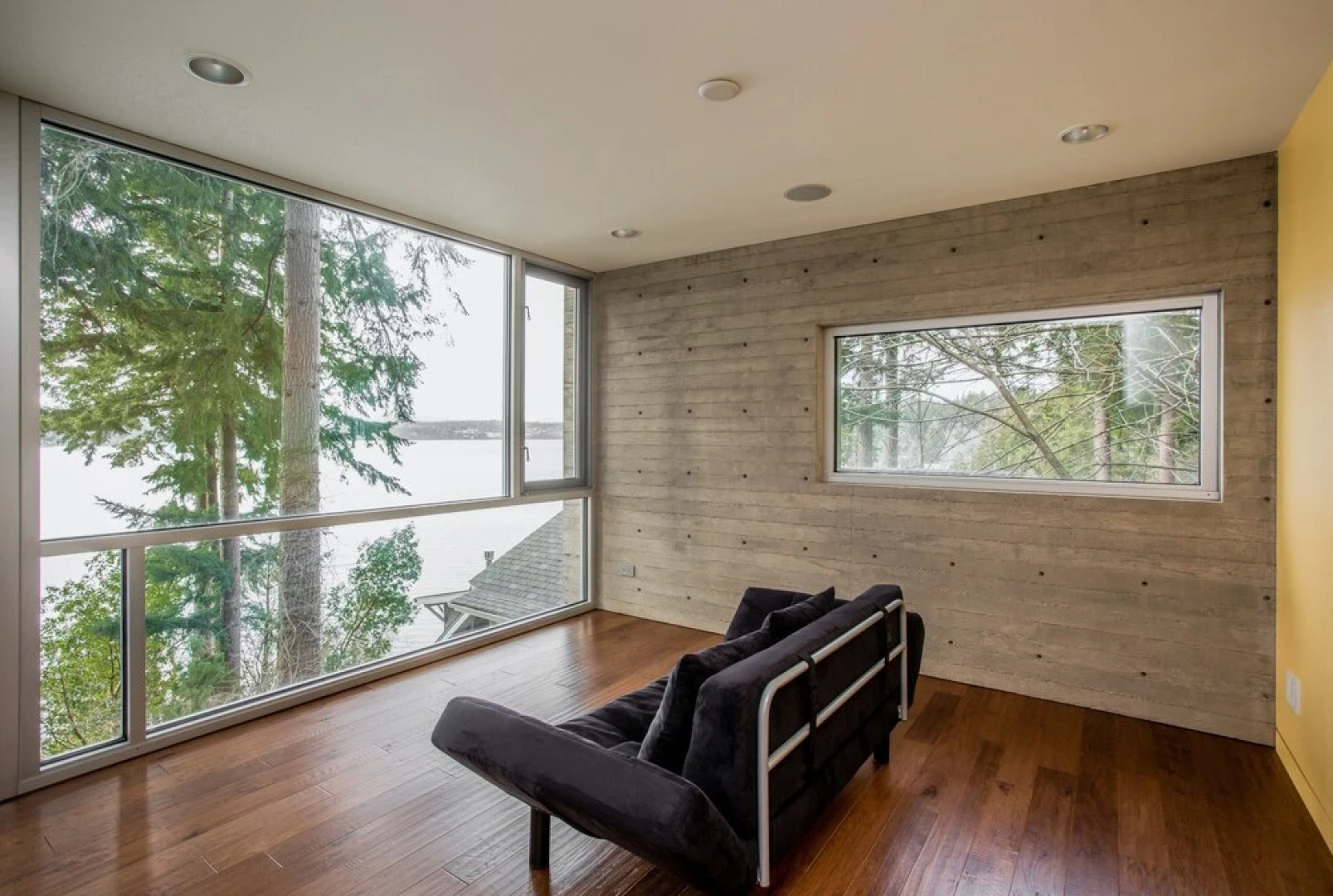 Bayside Retreat Home by RedAwning