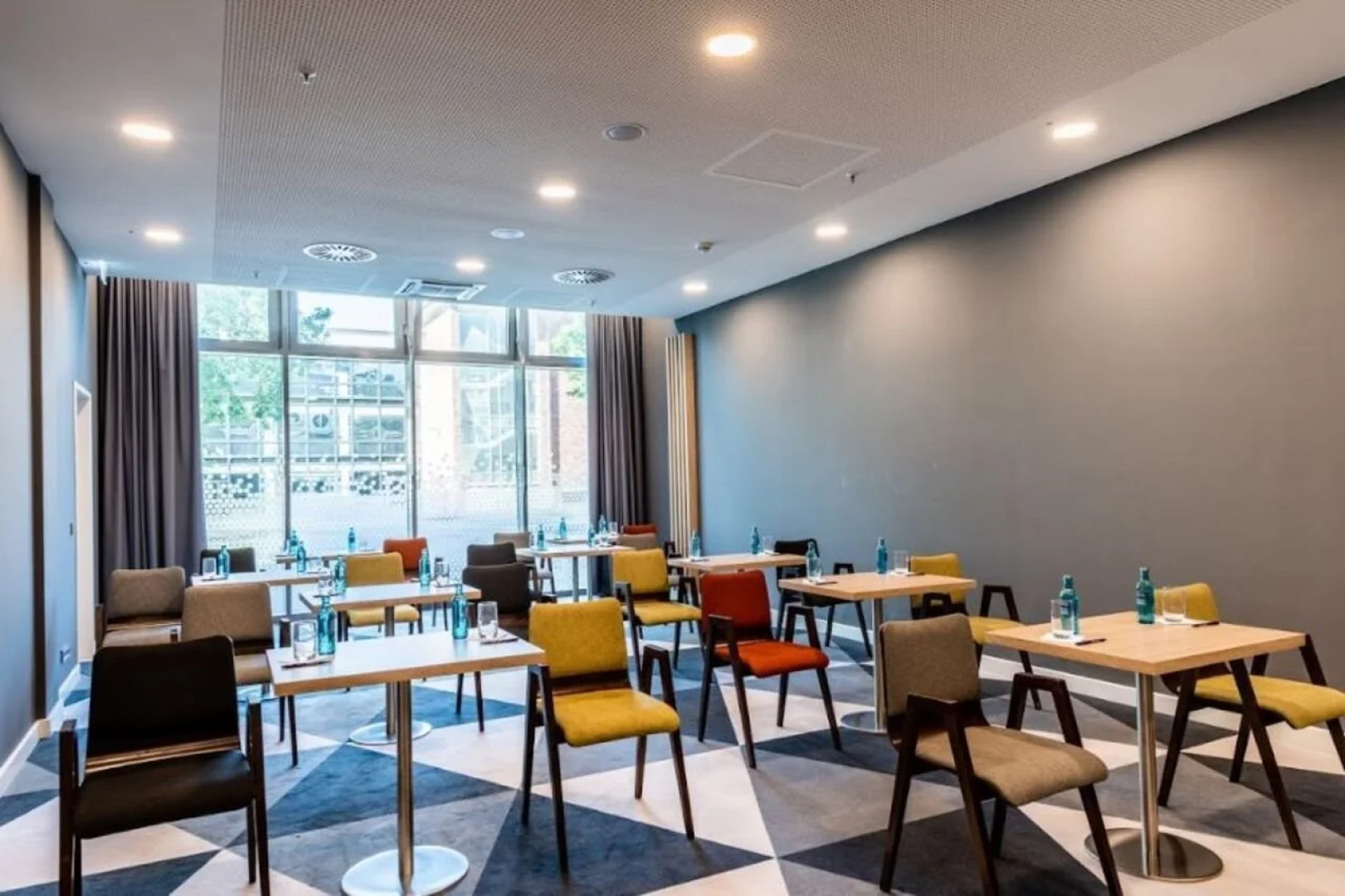 Premier Inn Cologne City Sud Hotel