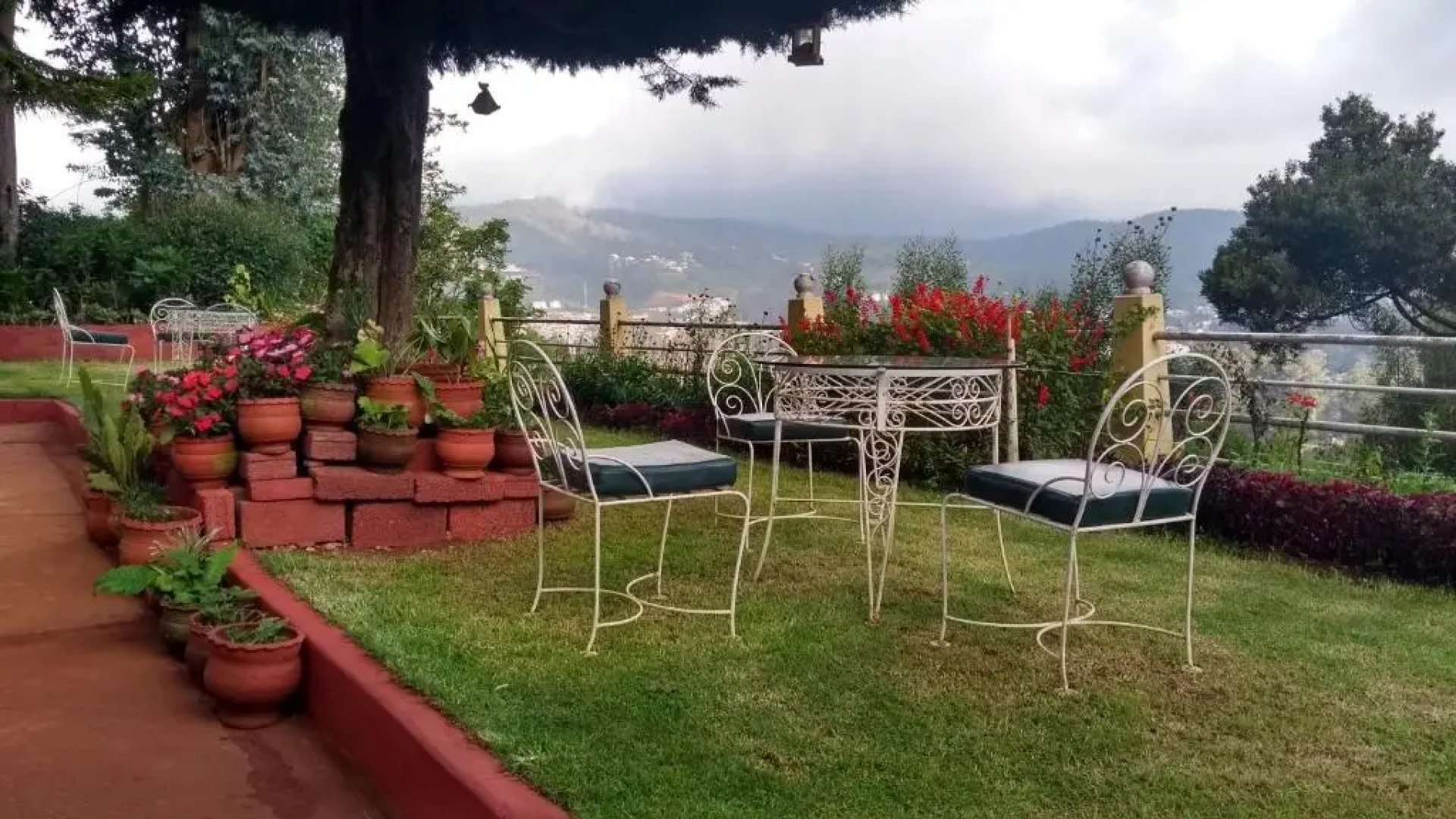 YWCA Wyoming Guesthouse