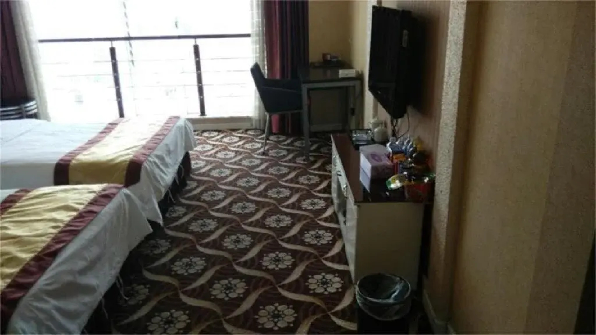 Yinxiang Business Inn