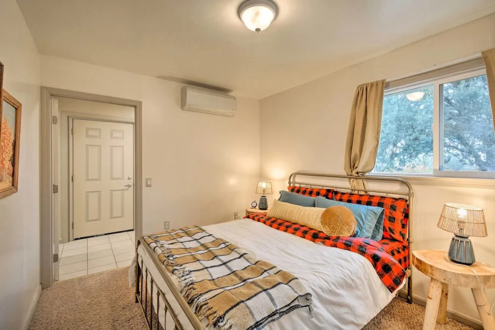 Family Home Near Kings & Sequoia National Parks!