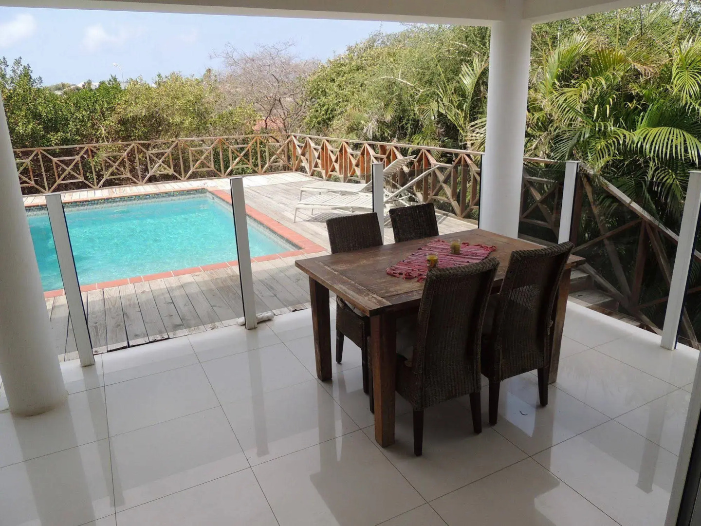 Sun Sea Sleep Apartments