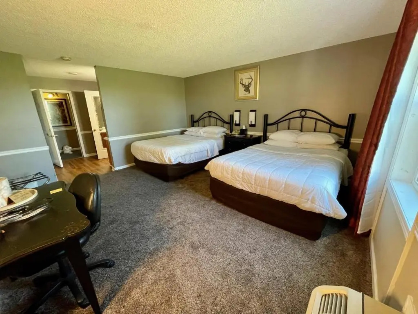 Four Seasons Country Inn