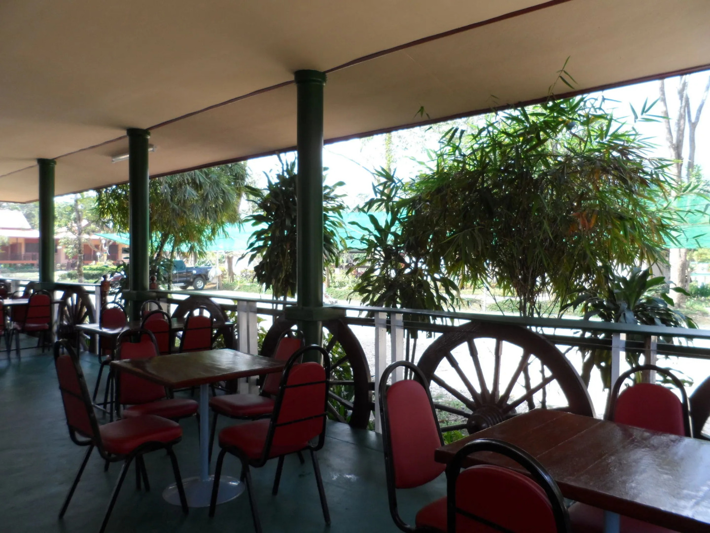 Khunnam Rimtarn Resort