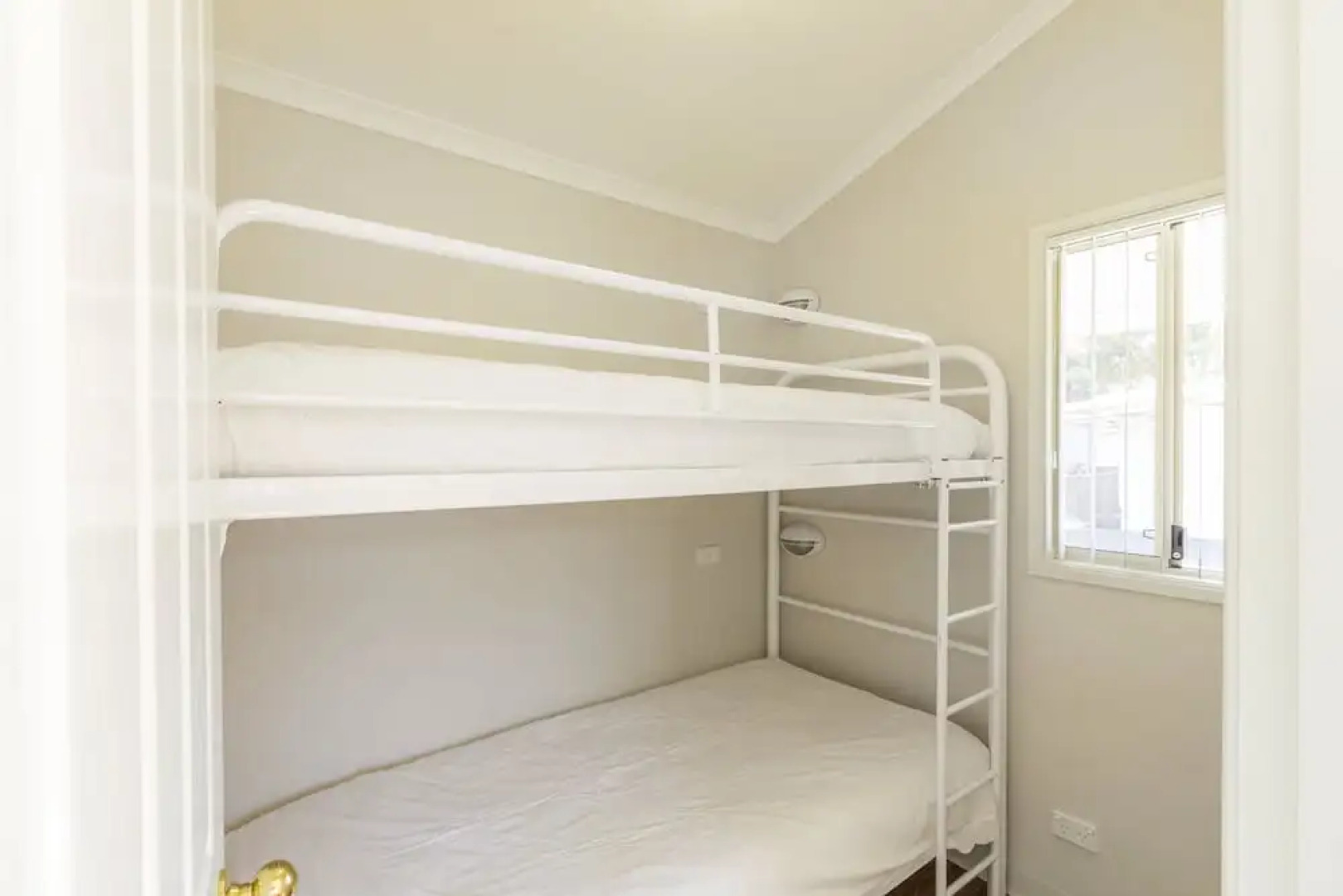 Tasman Holiday Parks - Serpentine Falls