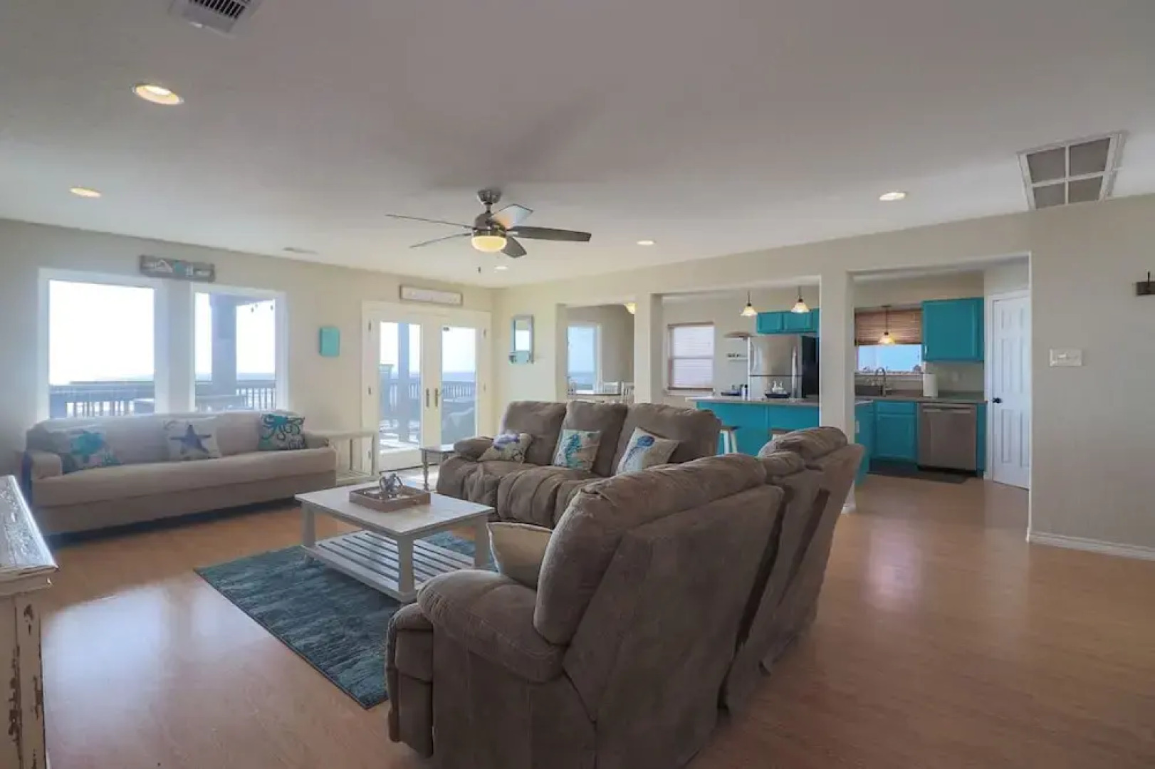 Superb Home With Private Walkover to Beach