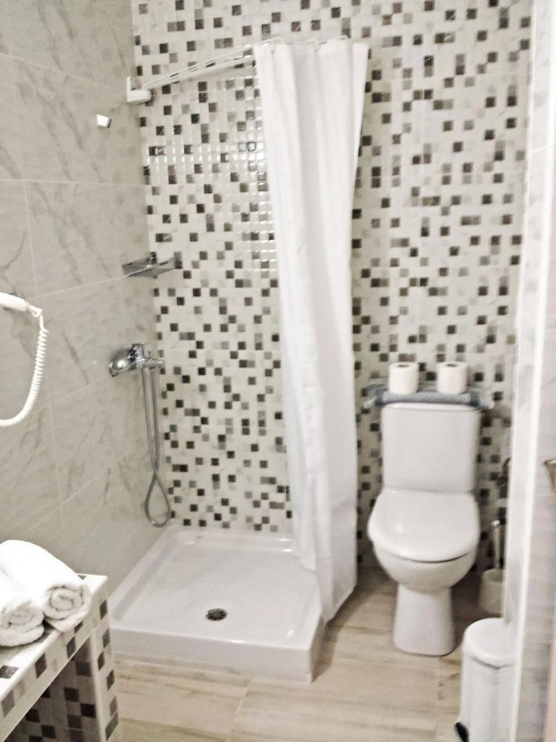 Studios & Apartments Efrosini