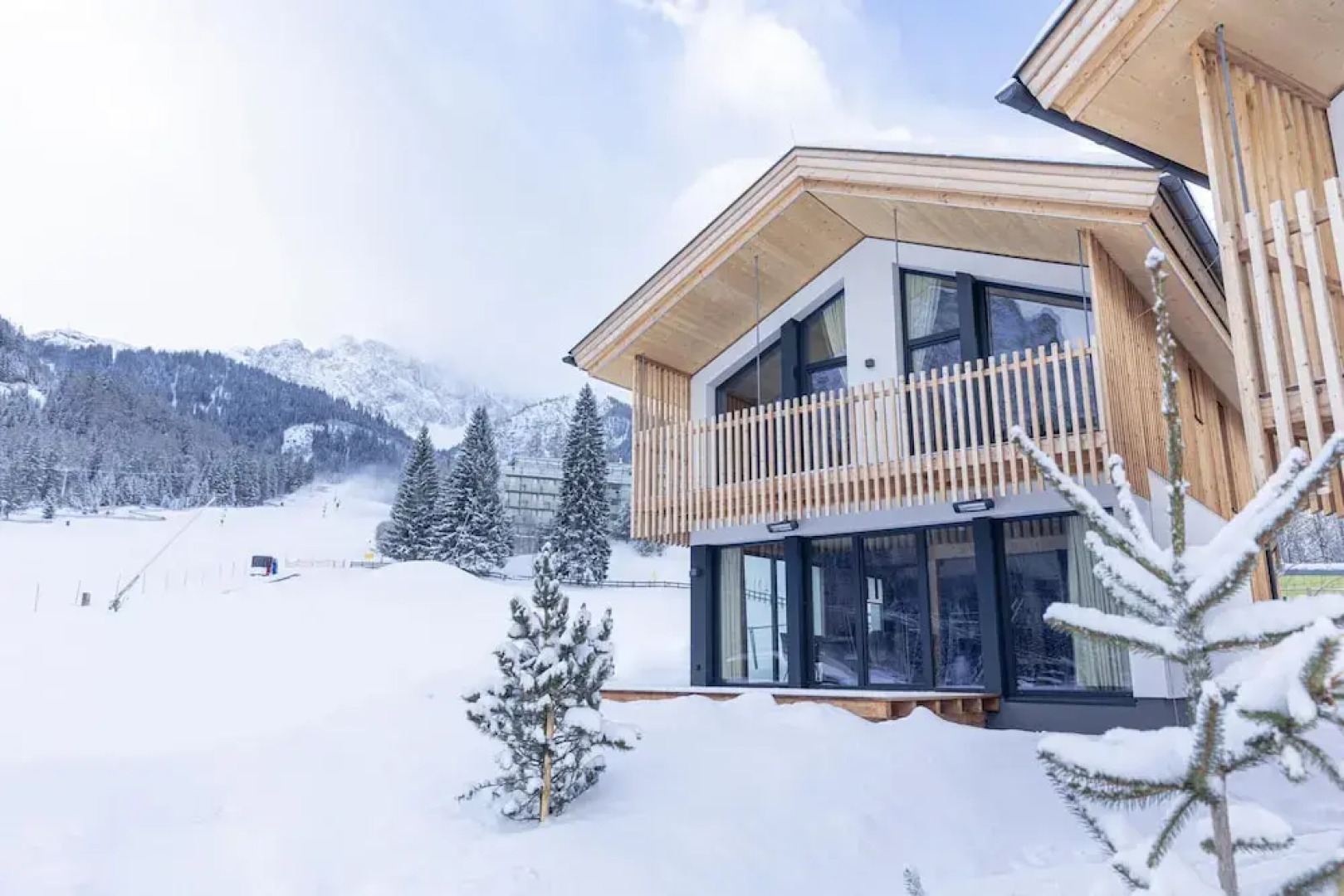 Chalet mit 4 Schlafzimmern, Sauna und Kamin