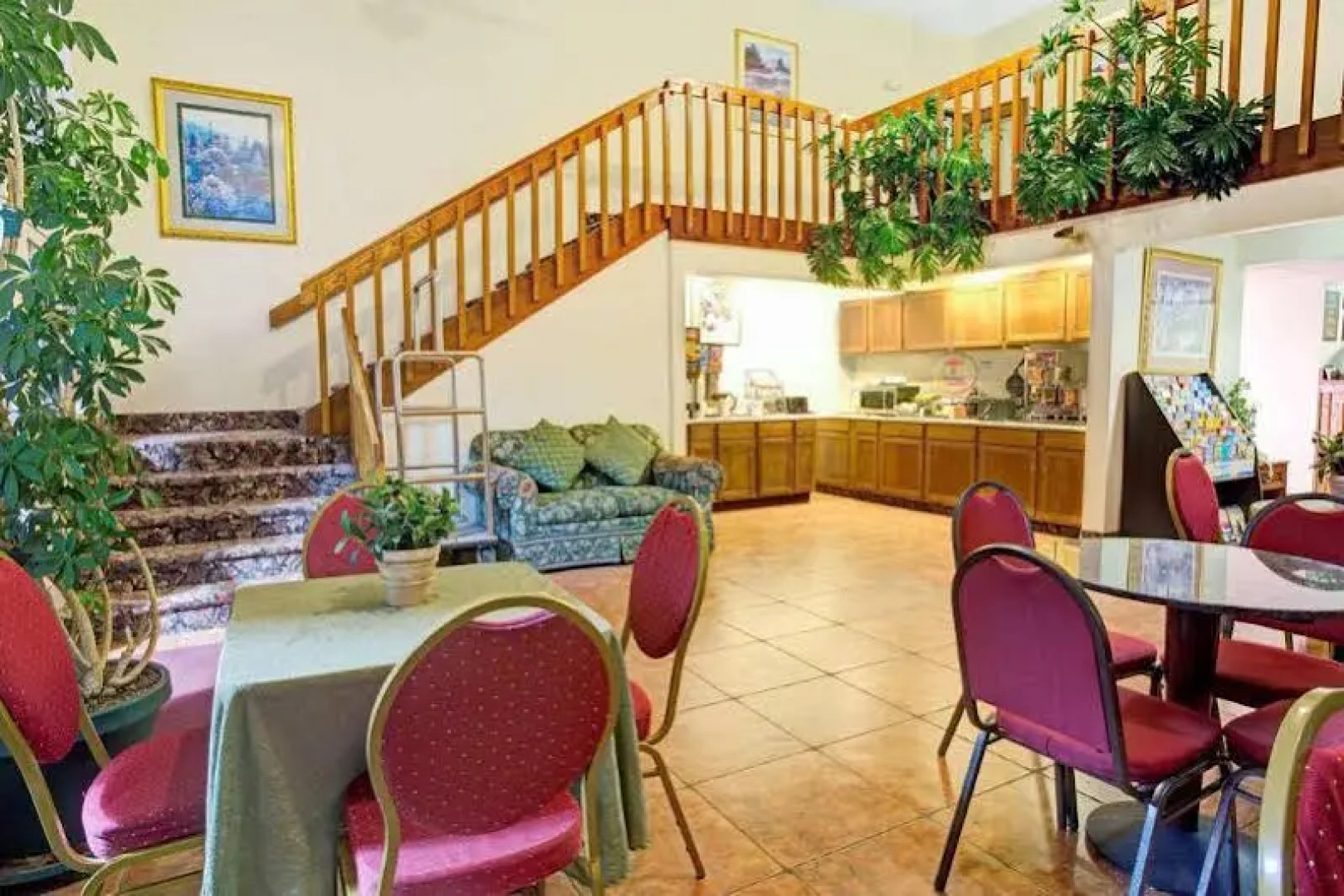 Super 8 By Wyndham Longmont/Twin Peaks