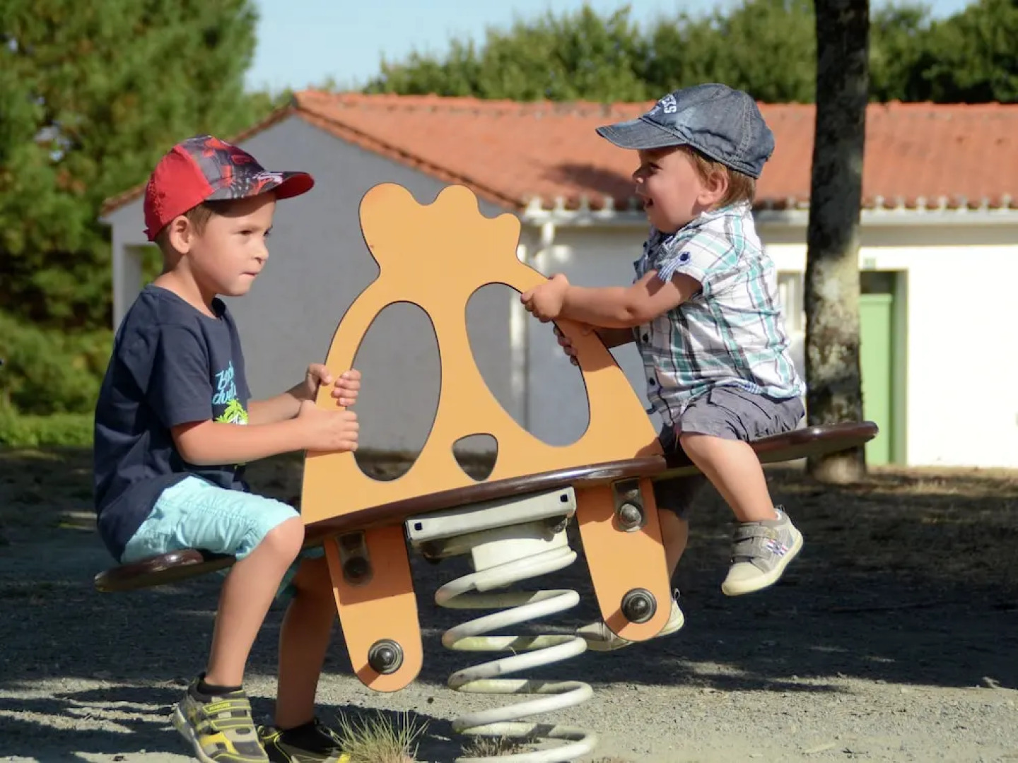 Semi-detached Bungalow With Microwave, in the Great Vendée