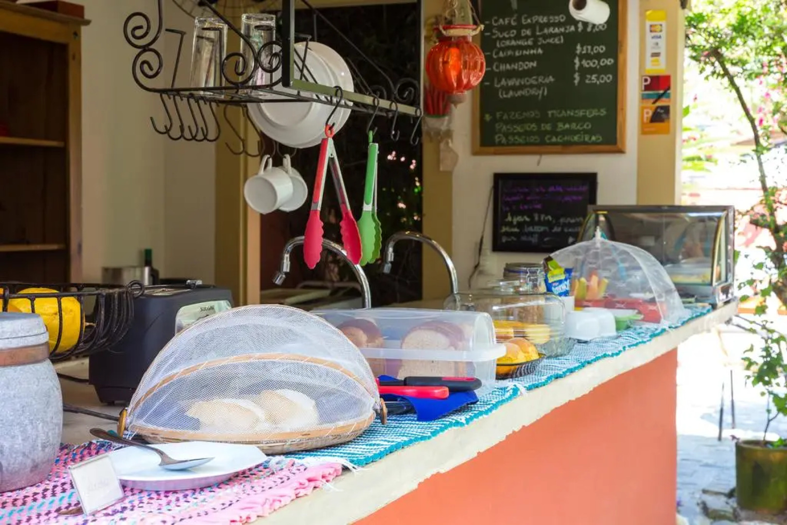 Pousada Pontal Gardens