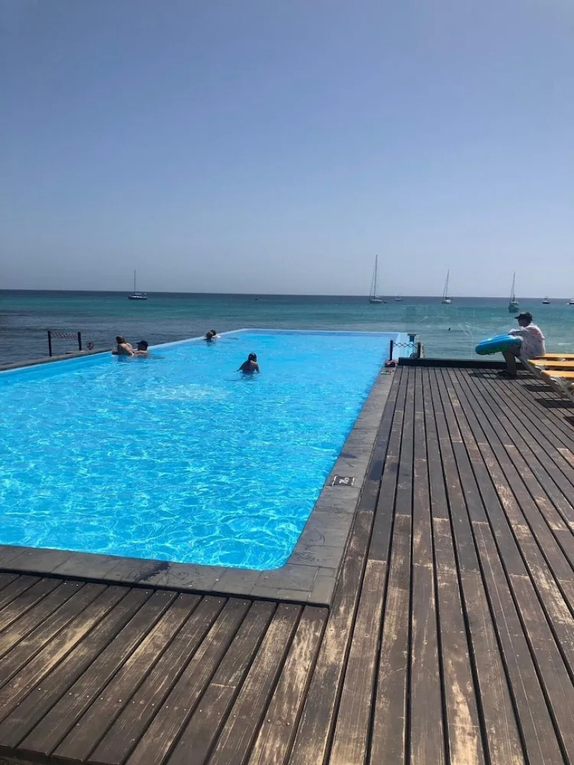 AJP Holidays - Porto Antigo 2 Beachfront Apartment