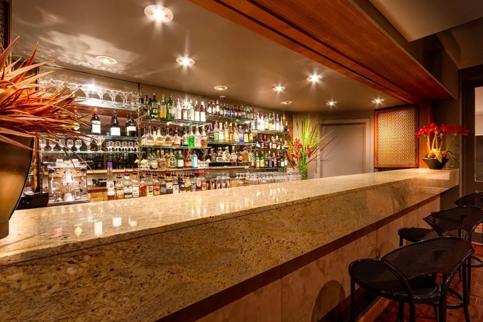 Crest on Barkly Serviced Apartments