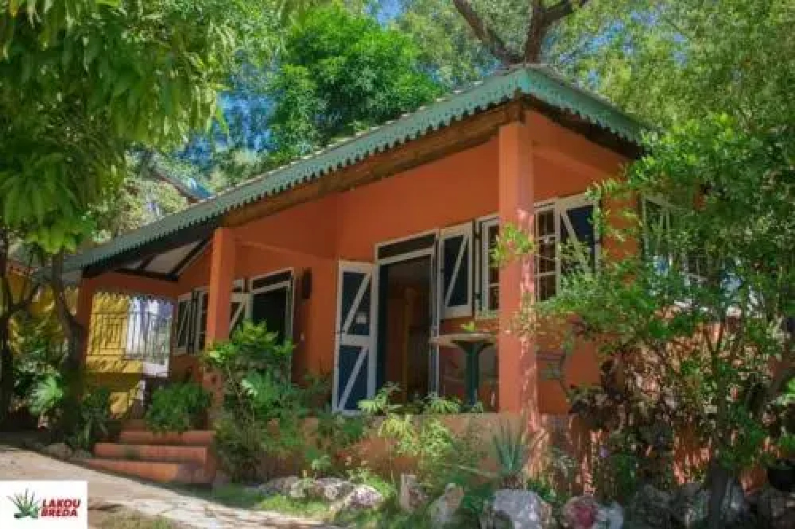 Bungalow Hotel Lakou Breda