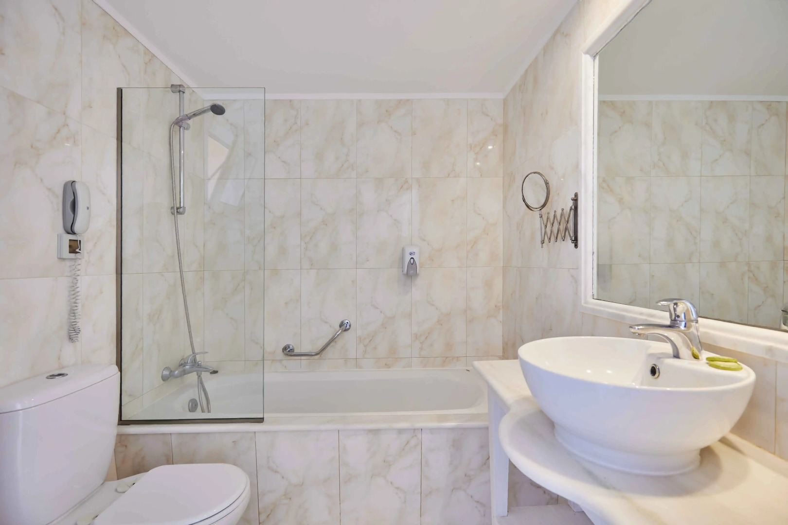 Gerakas Belvedere Hotel & Luxury Suites