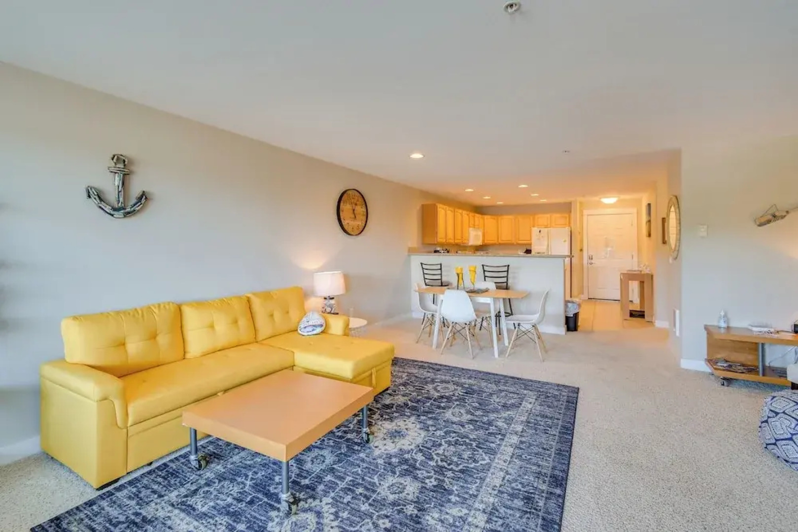 Westport Vacation Rental: Walk to Beach!