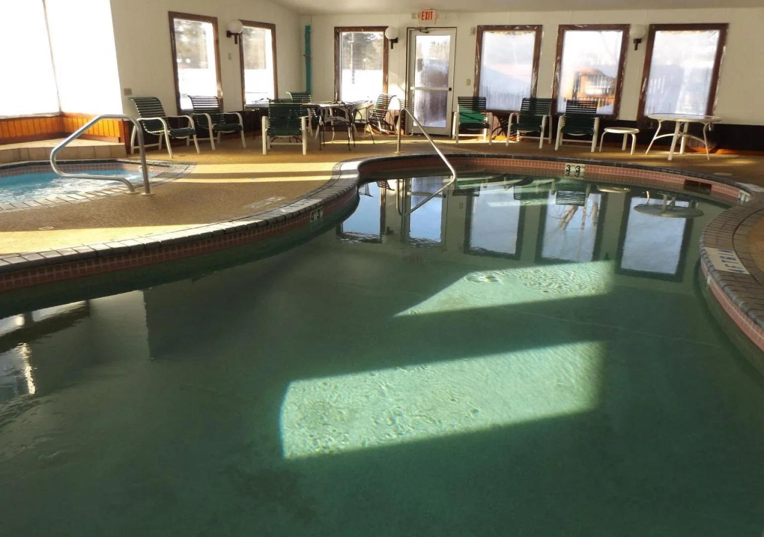 Nisswa Inn and Suites